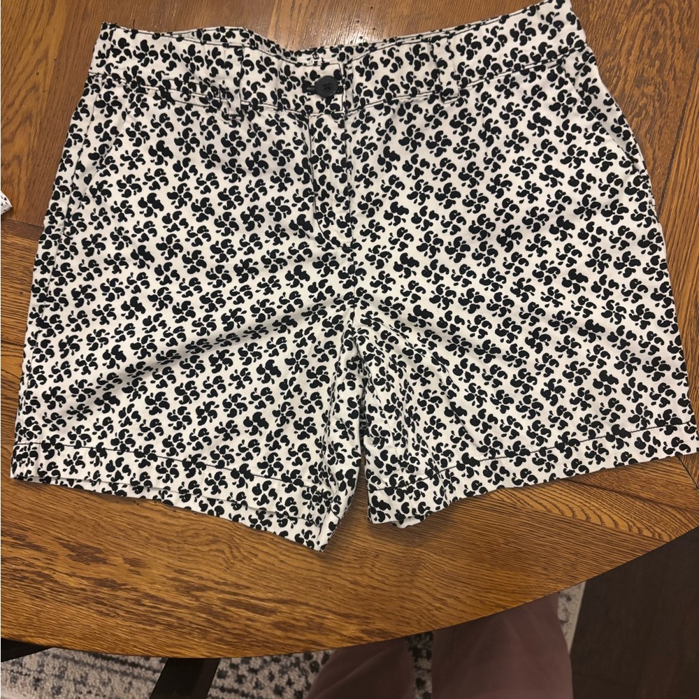 Stylish Black and White Patterned Men's Shorts